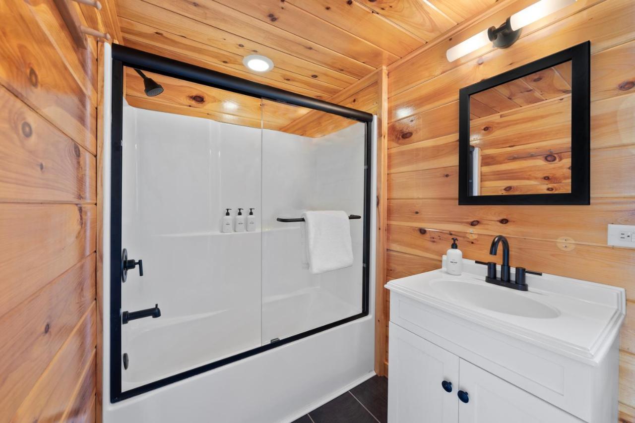 Wolfjaw Lodge Уилмингтън Екстериор снимка
